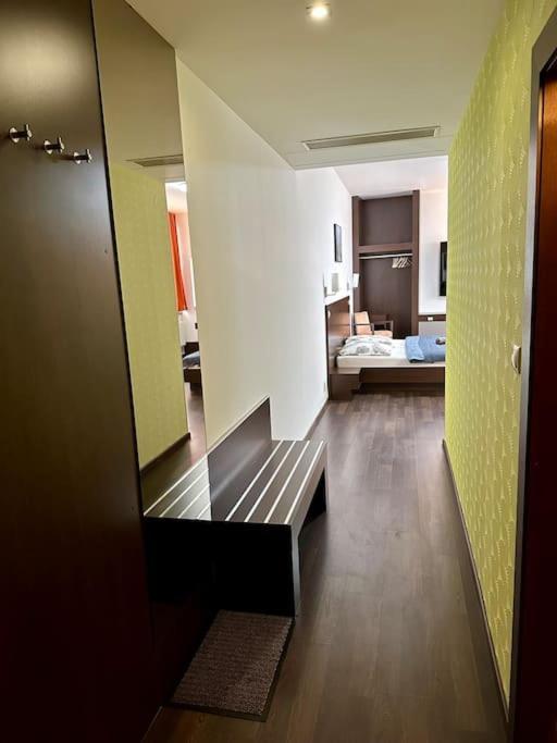 Apartman Priamo Na Hlavnej Ulici Kosice Ngoại thất bức ảnh